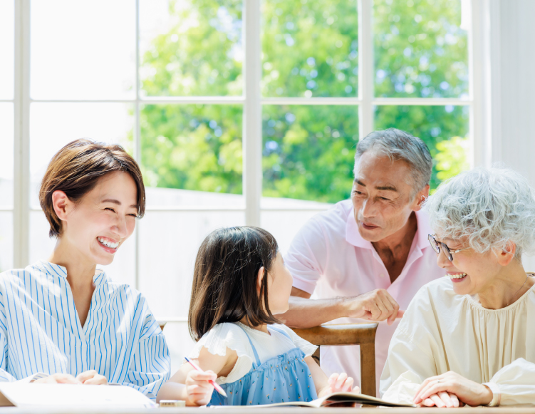 家族団らんイメージ